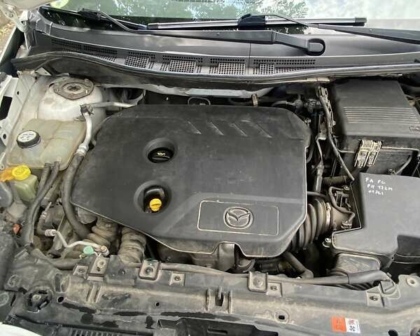 Белый Мазда 5, объемом двигателя 1.6 л и пробегом 220 тыс. км за 9500 $, фото 7 на Automoto.ua