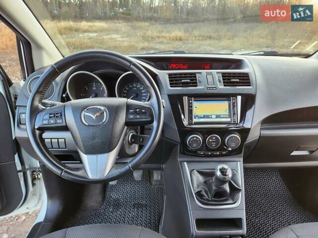 Белый Мазда 5, объемом двигателя 1.56 л и пробегом 180 тыс. км за 8200 $, фото 7 на Automoto.ua