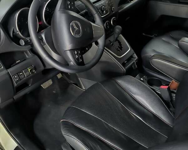 Белый Мазда 5, объемом двигателя 2.5 л и пробегом 195 тыс. км за 8500 $, фото 9 на Automoto.ua