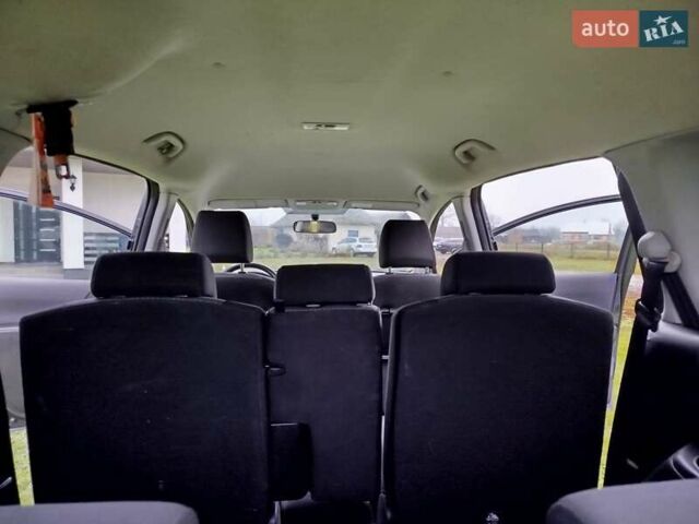 Чорний Мазда 5, об'ємом двигуна 2 л та пробігом 188 тис. км за 3950 $, фото 22 на Automoto.ua