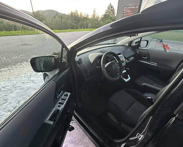 Чорний Мазда 5, об'ємом двигуна 2 л та пробігом 250 тис. км за 4400 $, фото 6 на Automoto.ua