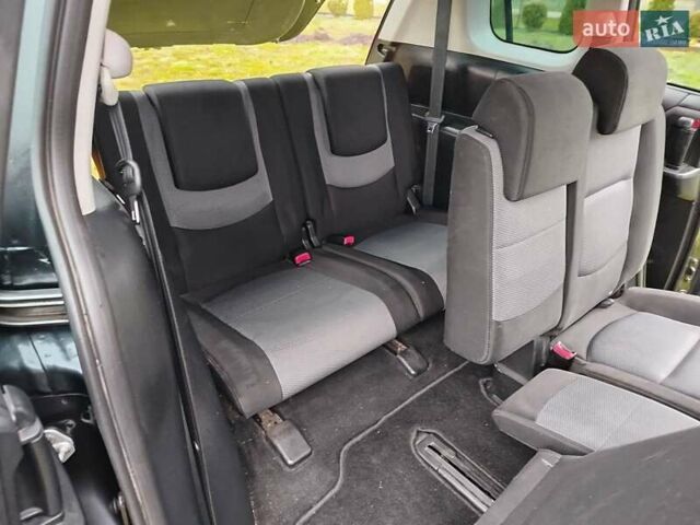 Чорний Мазда 5, об'ємом двигуна 2 л та пробігом 188 тис. км за 3950 $, фото 21 на Automoto.ua