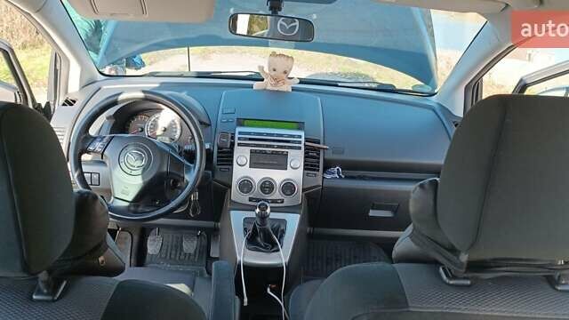Черный Мазда 5, объемом двигателя 2 л и пробегом 218 тыс. км за 5200 $, фото 7 на Automoto.ua