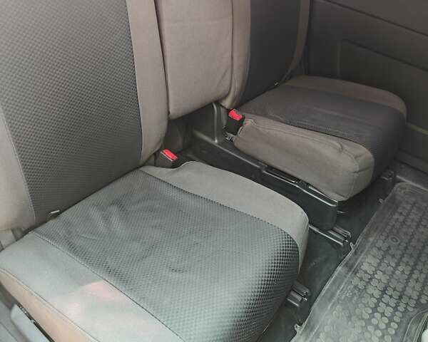 Чорний Мазда 5, об'ємом двигуна 1.8 л та пробігом 240 тис. км за 5500 $, фото 3 на Automoto.ua