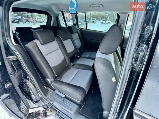 Черный Мазда 5, объемом двигателя 1.8 л и пробегом 255 тыс. км за 2850 $, фото 35 на Automoto.ua