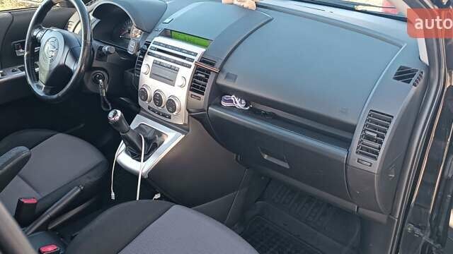 Черный Мазда 5, объемом двигателя 2 л и пробегом 218 тыс. км за 5200 $, фото 20 на Automoto.ua