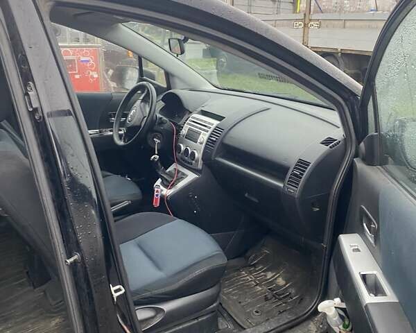 Черный Мазда 5, объемом двигателя 2 л и пробегом 450 тыс. км за 5500 $, фото 4 на Automoto.ua