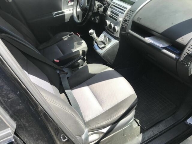 Черный Мазда 5, объемом двигателя 2 л и пробегом 278 тыс. км за 3800 $, фото 6 на Automoto.ua