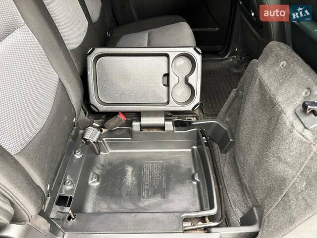 Чорний Мазда 5, об'ємом двигуна 1.8 л та пробігом 209 тис. км за 5600 $, фото 20 на Automoto.ua