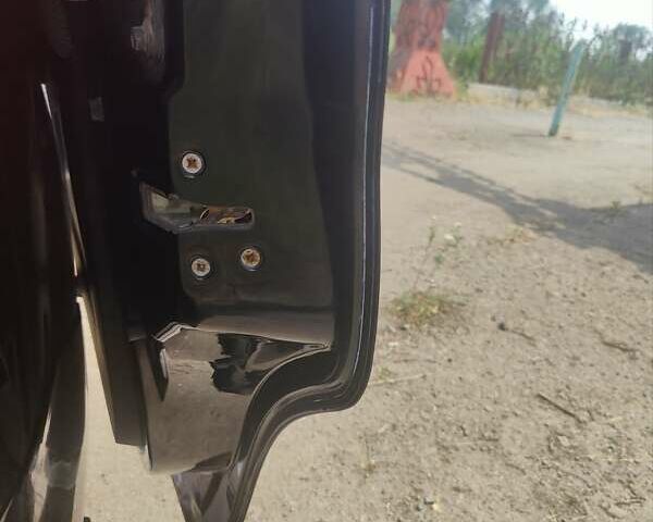 Черный Мазда 5, объемом двигателя 2 л и пробегом 227 тыс. км за 5200 $, фото 6 на Automoto.ua