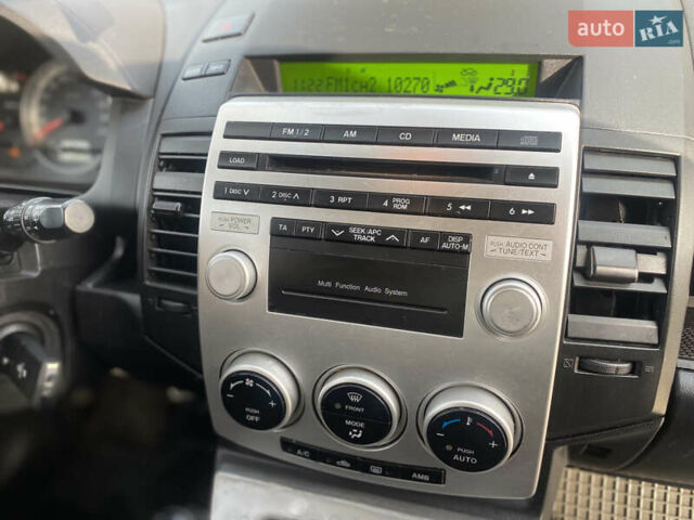 Черный Мазда 5, объемом двигателя 2 л и пробегом 200 тыс. км за 3600 $, фото 16 на Automoto.ua