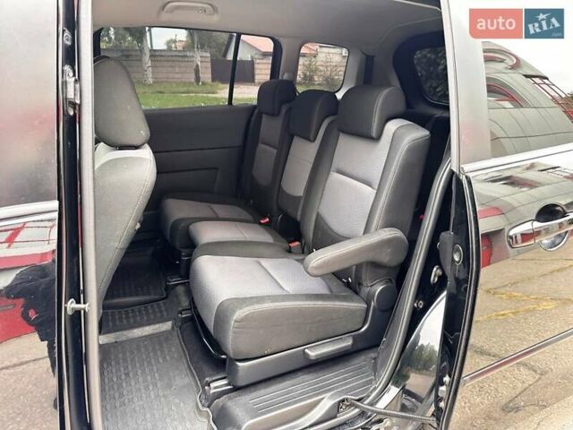 Чорний Мазда 5, об'ємом двигуна 1.8 л та пробігом 209 тис. км за 5600 $, фото 29 на Automoto.ua