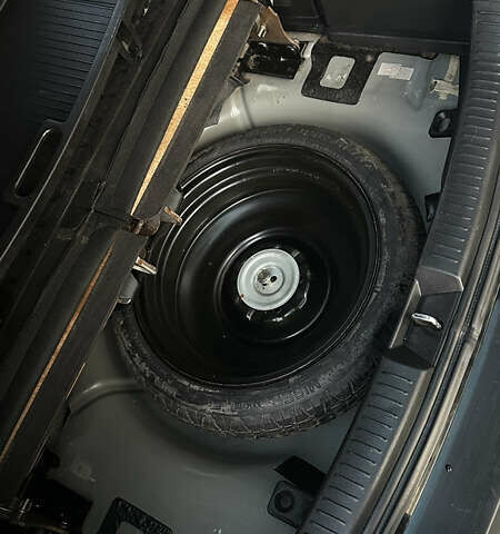 Черный Мазда 5, объемом двигателя 2 л и пробегом 221 тыс. км за 6800 $, фото 25 на Automoto.ua