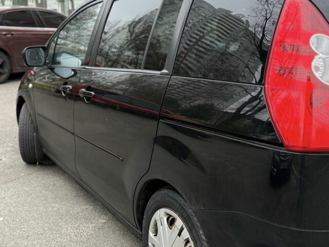 Черный Мазда 5, объемом двигателя 2 л и пробегом 280 тыс. км за 2700 $, фото 7 на Automoto.ua