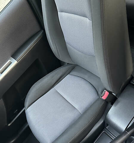 Черный Мазда 5, объемом двигателя 2 л и пробегом 221 тыс. км за 6800 $, фото 12 на Automoto.ua