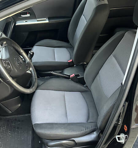 Черный Мазда 5, объемом двигателя 2 л и пробегом 221 тыс. км за 6800 $, фото 10 на Automoto.ua