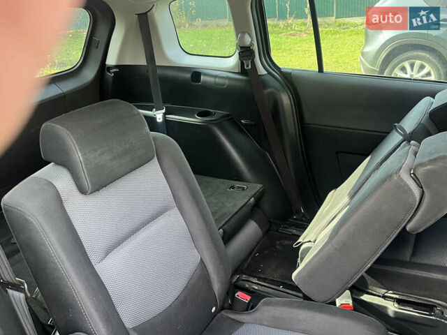 Черный Мазда 5, объемом двигателя 2 л и пробегом 244 тыс. км за 5500 $, фото 7 на Automoto.ua