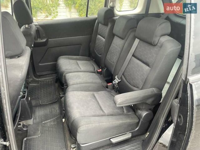 Черный Мазда 5, объемом двигателя 1.8 л и пробегом 302 тыс. км за 4250 $, фото 5 на Automoto.ua