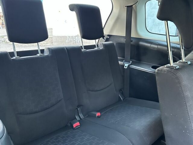 Чорний Мазда 5, об'ємом двигуна 1.8 л та пробігом 185 тис. км за 6000 $, фото 7 на Automoto.ua