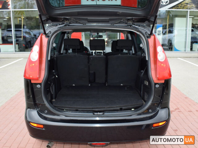 Черный Мазда 5, объемом двигателя 1.8 л и пробегом 269 тыс. км за 5000 $, фото 9 на Automoto.ua