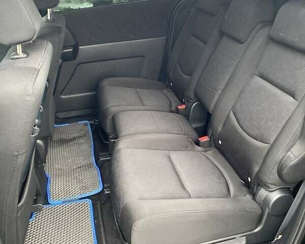 Чорний Мазда 5, об'ємом двигуна 2 л та пробігом 310 тис. км за 5250 $, фото 5 на Automoto.ua