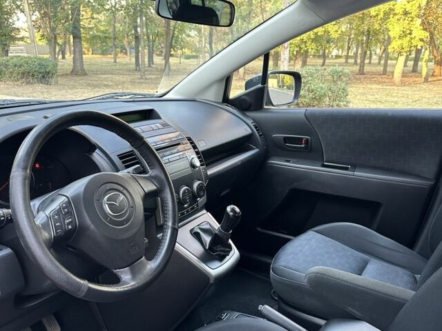 Чорний Мазда 5, об'ємом двигуна 1.8 л та пробігом 185 тис. км за 6000 $, фото 6 на Automoto.ua