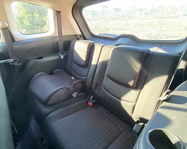 Черный Мазда 5, объемом двигателя 1.8 л и пробегом 173 тыс. км за 8500 $, фото 16 на Automoto.ua