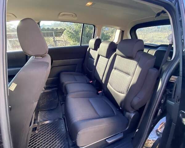 Черный Мазда 5, объемом двигателя 1.8 л и пробегом 173 тыс. км за 8500 $, фото 18 на Automoto.ua