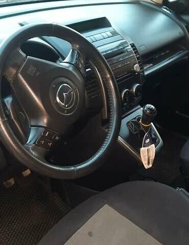 Черный Мазда 5, объемом двигателя 2 л и пробегом 230 тыс. км за 6200 $, фото 7 на Automoto.ua