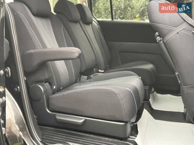 Черный Мазда 5, объемом двигателя 2 л и пробегом 231 тыс. км за 7999 $, фото 81 на Automoto.ua