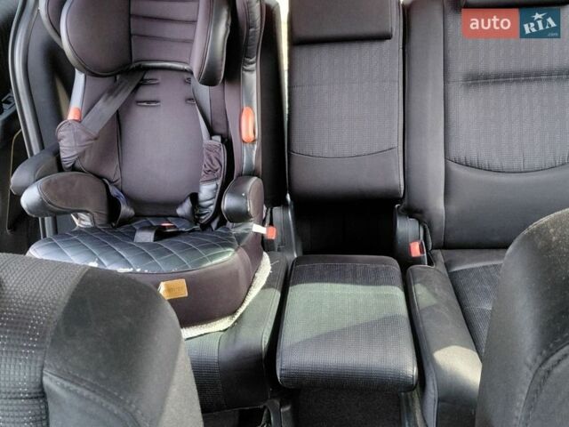 Чорний Мазда 5, об'ємом двигуна 2 л та пробігом 246 тис. км за 7500 $, фото 28 на Automoto.ua
