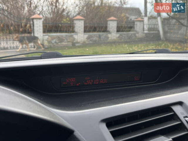 Черный Мазда 5, объемом двигателя 2 л и пробегом 231 тыс. км за 7699 $, фото 28 на Automoto.ua