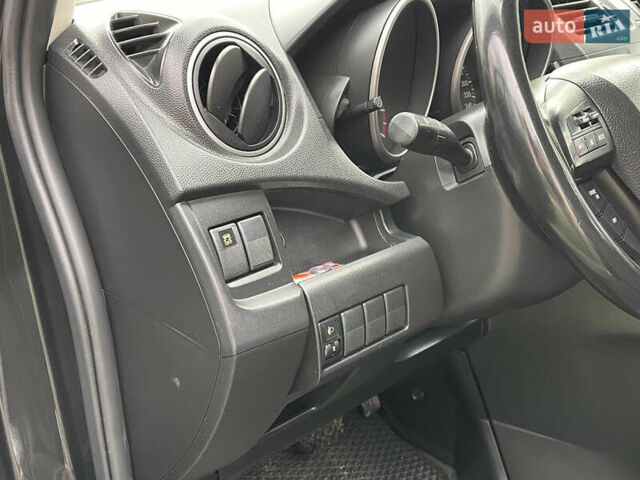 Черный Мазда 5, объемом двигателя 2 л и пробегом 231 тыс. км за 7699 $, фото 27 на Automoto.ua