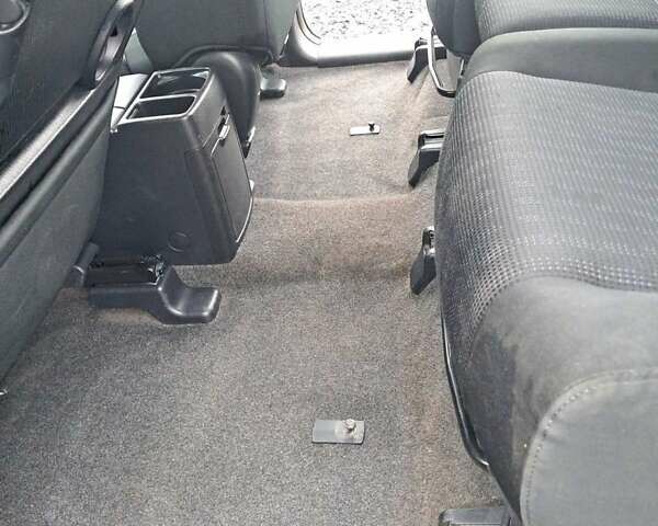 Чорний Мазда 5, об'ємом двигуна 2 л та пробігом 177 тис. км за 7500 $, фото 9 на Automoto.ua