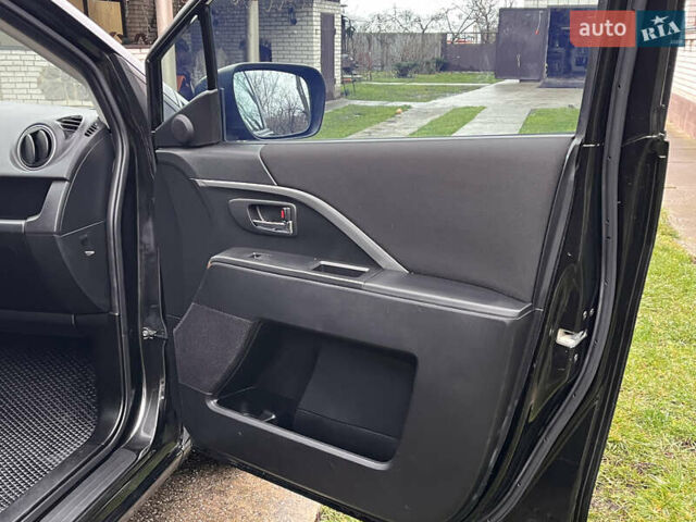 Чорний Мазда 5, об'ємом двигуна 2 л та пробігом 231 тис. км за 7999 $, фото 65 на Automoto.ua