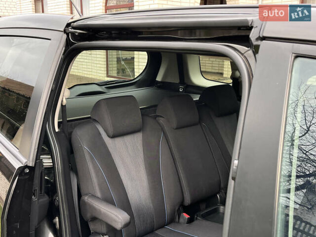 Черный Мазда 5, объемом двигателя 2 л и пробегом 231 тыс. км за 7699 $, фото 35 на Automoto.ua