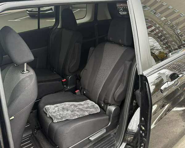Черный Мазда 5, объемом двигателя 2.5 л и пробегом 282 тыс. км за 8700 $, фото 5 на Automoto.ua