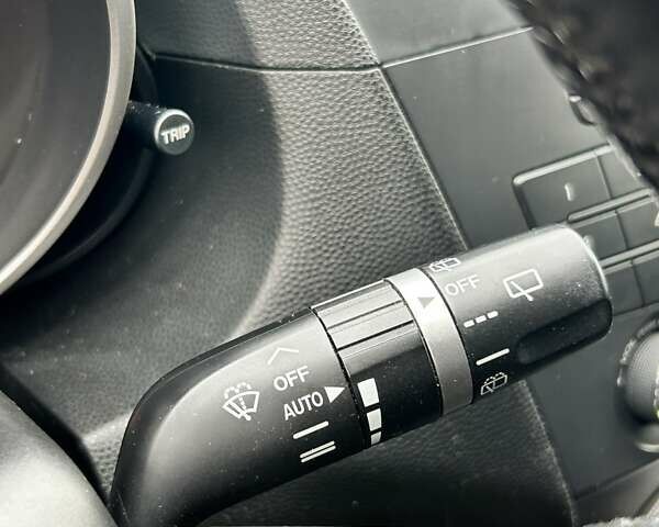 Черный Мазда 5, объемом двигателя 1.56 л и пробегом 274 тыс. км за 7000 $, фото 14 на Automoto.ua