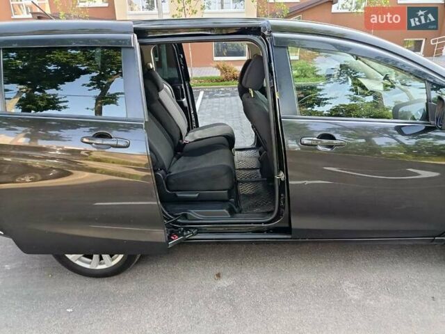 Чорний Мазда 5, об'ємом двигуна 2 л та пробігом 334 тис. км за 8000 $, фото 7 на Automoto.ua