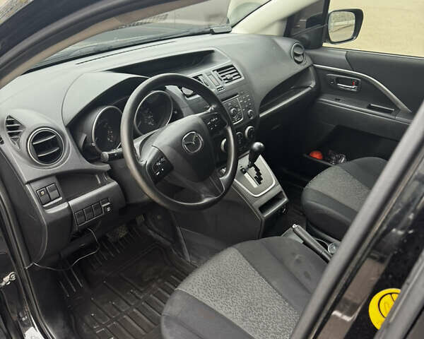 Черный Мазда 5, объемом двигателя 2.5 л и пробегом 282 тыс. км за 8700 $, фото 3 на Automoto.ua