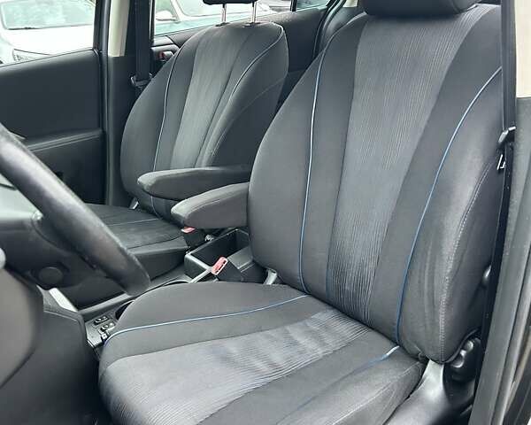 Черный Мазда 5, объемом двигателя 1.56 л и пробегом 274 тыс. км за 6500 $, фото 24 на Automoto.ua