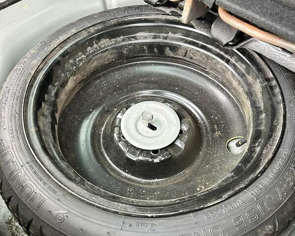 Черный Мазда 5, объемом двигателя 1.56 л и пробегом 274 тыс. км за 7000 $, фото 11 на Automoto.ua