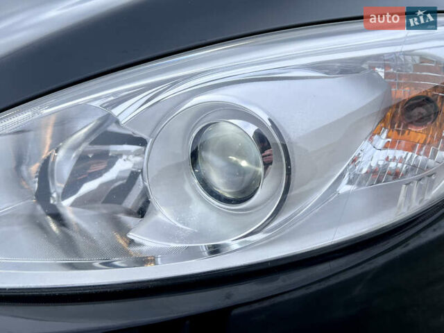 Черный Мазда 5, объемом двигателя 1.6 л и пробегом 198 тыс. км за 6850 $, фото 3 на Automoto.ua