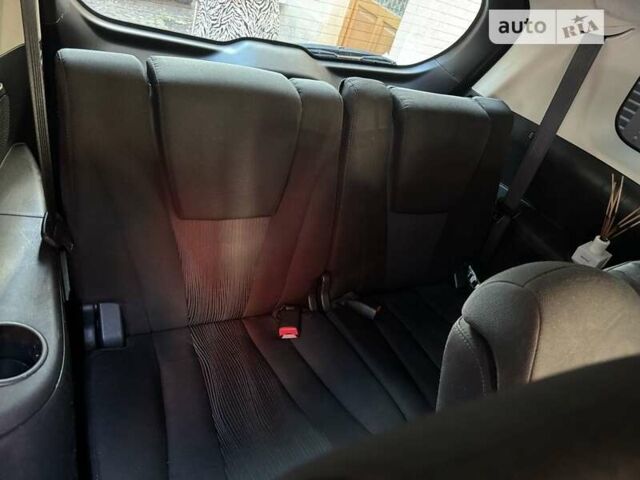 Черный Мазда 5, объемом двигателя 1.8 л и пробегом 270 тыс. км за 7000 $, фото 16 на Automoto.ua