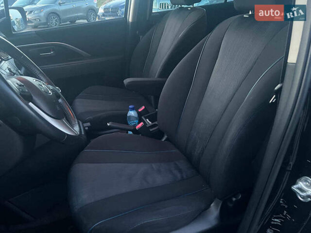 Мазда 5 2011 у Львові на Automoto.ua Чорний Мазда 5, об'ємом двигуна 1.8 л та пробігом 261 тис. км за 9600 $, фото 31 на Automoto.ua