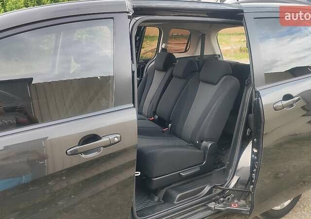 Черный Мазда 5, объемом двигателя 1.6 л и пробегом 263 тыс. км за 7300 $, фото 8 на Automoto.ua