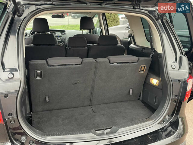 Черный Мазда 5, объемом двигателя 2 л и пробегом 210 тыс. км за 8100 $, фото 68 на Automoto.ua