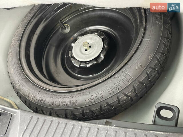 Черный Мазда 5, объемом двигателя 2 л и пробегом 210 тыс. км за 8100 $, фото 65 на Automoto.ua