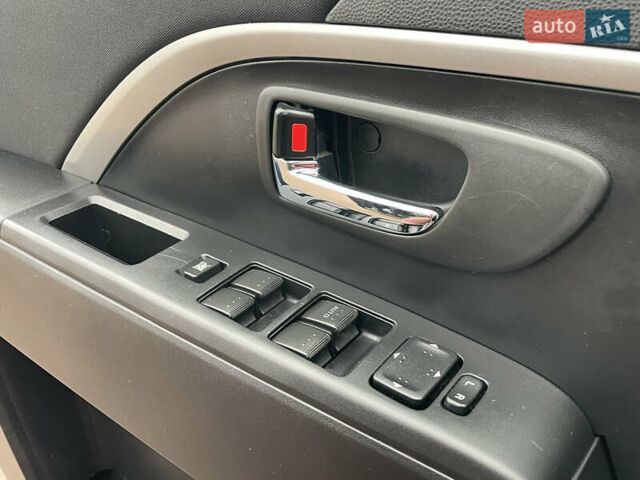 Черный Мазда 5, объемом двигателя 2 л и пробегом 210 тыс. км за 8100 $, фото 34 на Automoto.ua