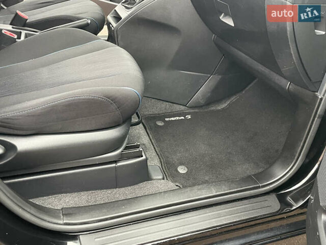 Черный Мазда 5, объемом двигателя 2 л и пробегом 210 тыс. км за 8100 $, фото 48 на Automoto.ua